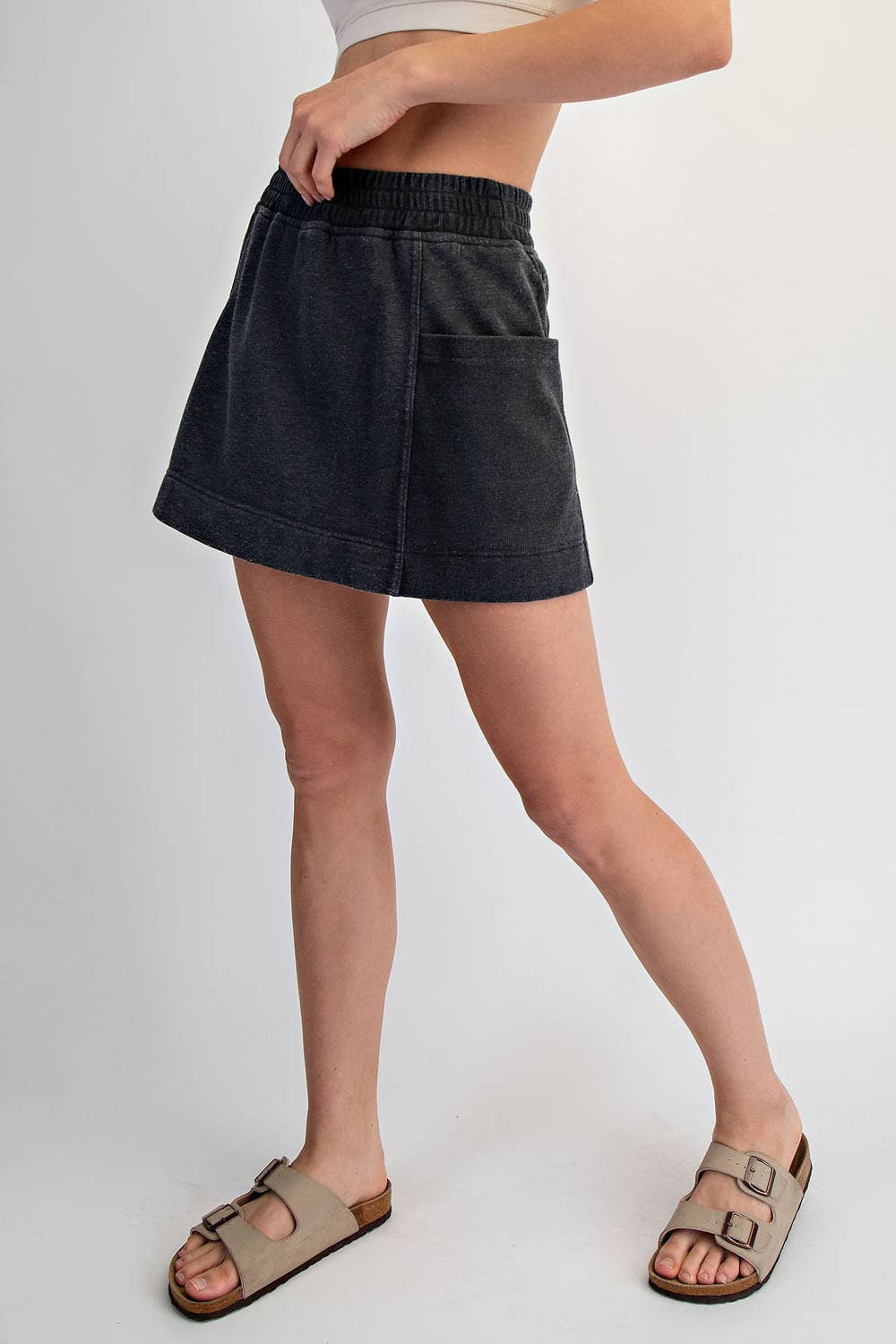 MINERAL WASHED SIDE POCKET SKORT