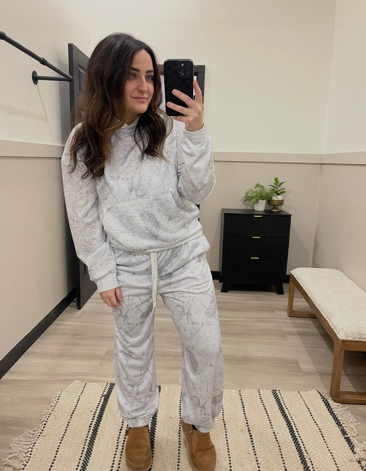 Leafy Hoodie/Pant Set: Light Grey