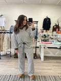 Pullover Top and Pant Set: Black